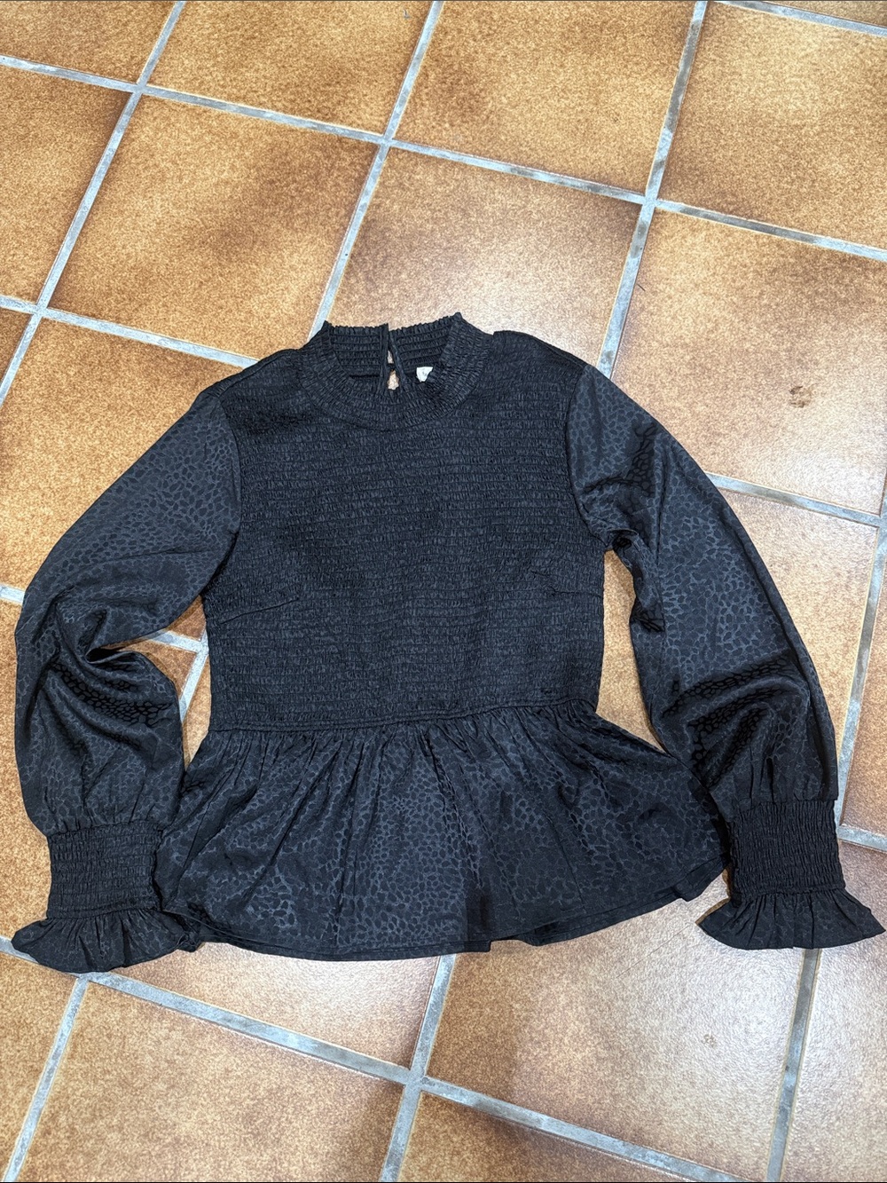 Hem & Thread Black Long-Sleeve Peplum Blouse